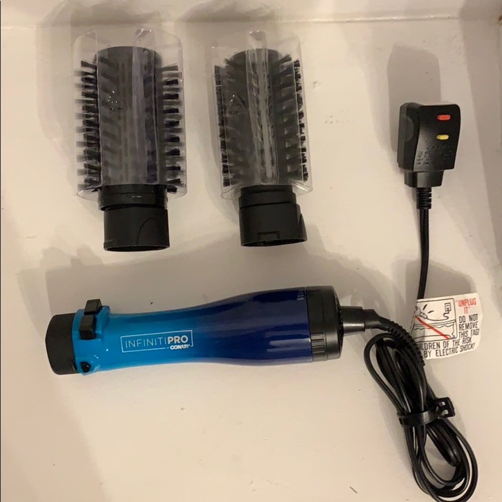 NWOB Conair Infiniti Pro Ombre Spin Hot Air Brush